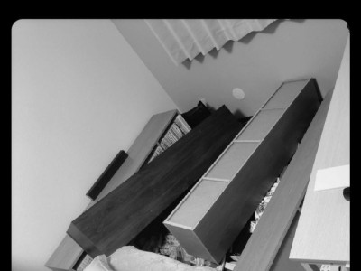 현재 지진 발생 후 한 일본인 집안의 모습