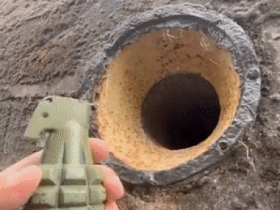 2차 대전 벙커에 있는 가짜 환풍구