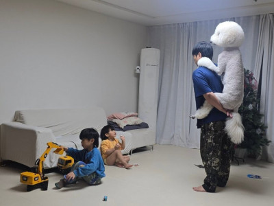 AI 같은 집안 사진..JPG