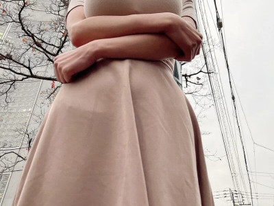 아래에서 올려다본 k컵 가슴