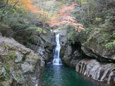 지리산에서 누드쇼 했던 삼촌 썰.jpg