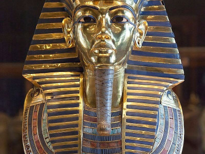 해외 커뮤를 떠들썩하는중인 투탕카멘 가면 떡밥 ㄷ