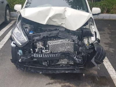 펌)출고 다음날 폐차엔딩.JPG