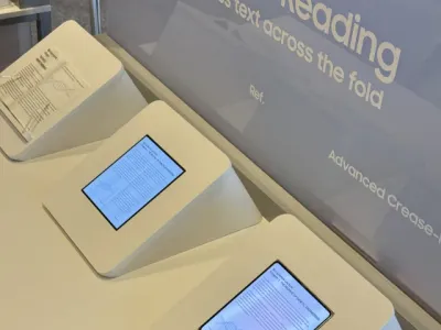 삼성디스플레이 주름 없는 폴더블 패널 공개