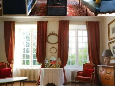 프랑스 고성을 실제로 10억에 구입한 한국인.jpg