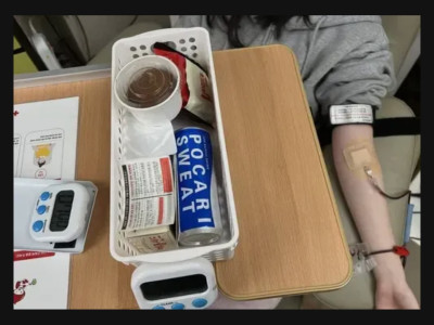 여기가 피 팔면 두쫀쿠 준다는 곳인가요?