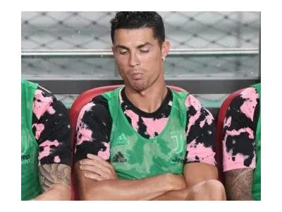 오피셜) 이 때 태어난 아이들이 이제 초등학교에 입학합니다