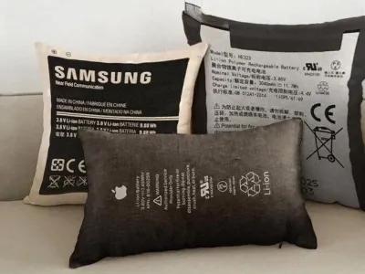 조만간 터질 것 같이 빵빵하게 부푼 쿠션들.jpg