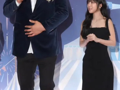 오른쪽이 더 많이 먹음