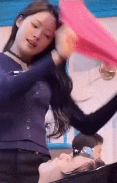 잘생긴 남자가 미용실에서 겪게되는일