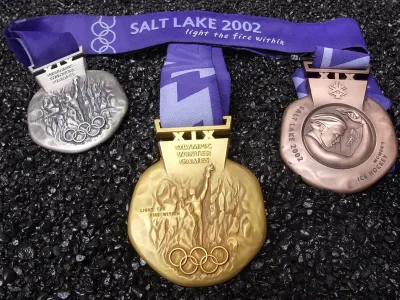 역대 동계올림픽 메달 디자인