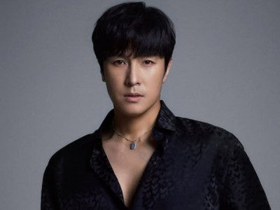 “돈 없인 못하는 사람들 있어”…김동완, 성매매 합법화 주장 파문