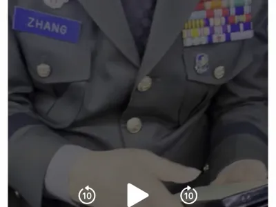 지하철에서 군인사칭하는 중국인 검거한 군인