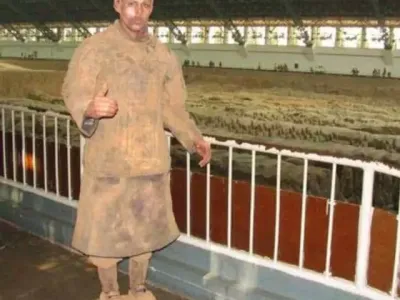 병마용 분장했다가 들킨 독일인