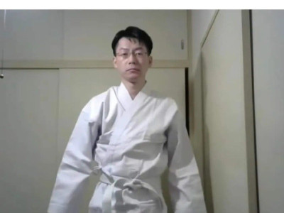 만화가 재연재될 때까지 정권지르기를 하던 유튜버