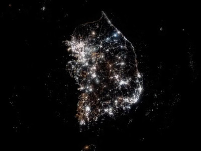 우주정거장에서 찍은 한국과 서울