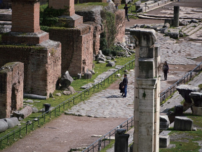 "죽을 때도 드립친 R-노빠꾸 상남자들"