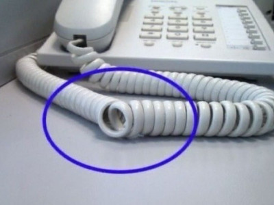 행정실 같은데서 유선전화기를 볼 때 우리를 미치게 만드는 것