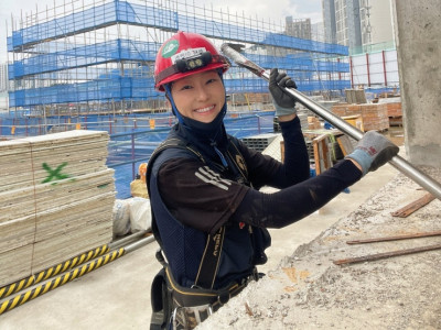 '이모님'도 '아줌마'도 아닙니다…저는 '건설노동자'입니다"