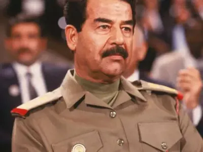 ??? : 독재자 없애고 미국 말 잘 듣는애 올리면 빨리 끝남