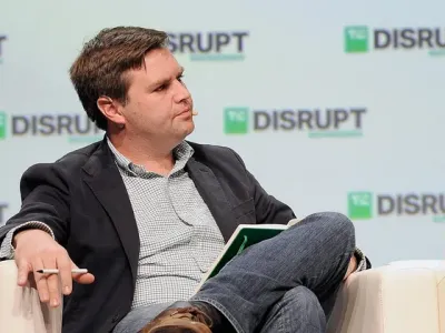 JD밴스 부통령 수염 없을때의 얼굴