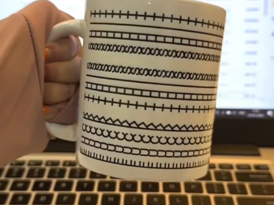 영어 세로 읽기 머그잔