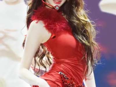 같은반 여자애랑 편의점에서 썸타는.manhwa