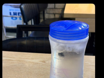 일본인 : 아 이제 한국 왔네