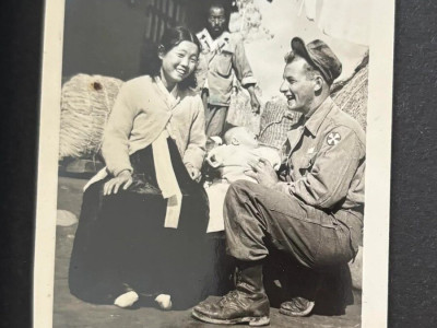 레딧에 올라온 한국 전쟁에서 만난 미국인 한국인 부부.jpg