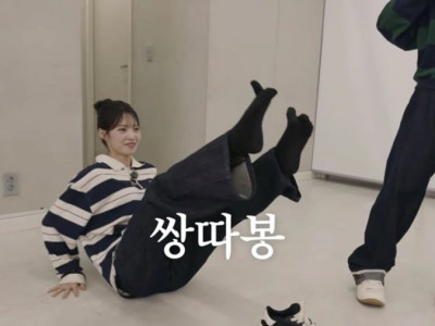 리센느 쌍따봉 보고 샤라웃 해주는 페이커
