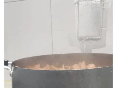 부대찌개에서 깊은 맛이 안 나는 이유
