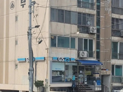 우리 아파트는 1층 로비에 편의점도 있어!
