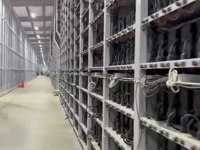 미국에 있는 세계 최대 규모 "비트코인" 채굴 시설.mp4