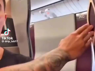 일등석 타면 박수소리가 나는 이유