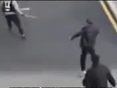 시민보다 빠르게 도망가는