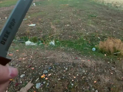 리볼버 같은 위력의 나이프