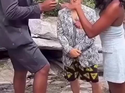 커플들의 은인이 된 남자