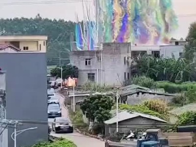 스케일 미쳤다는 요즘 중국 결혼식의 축포