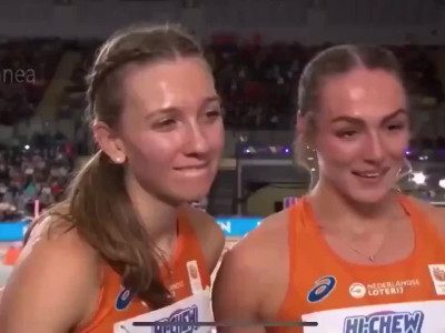 해외에서 화제인 목소리 반전녀