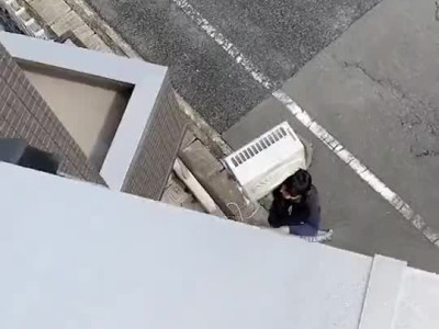 일본의 에어컨 설치기사 아저씨.mp4