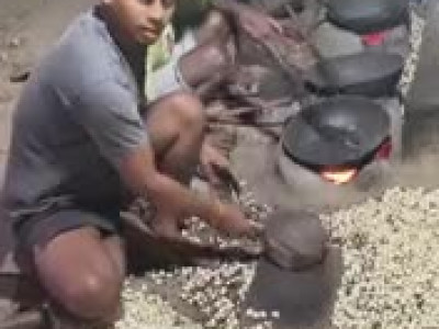 인도 강냉이 과자 공장