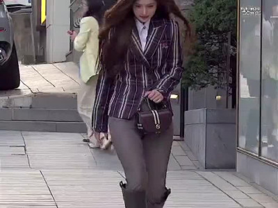 설윤 무보정 실물짤.mp4