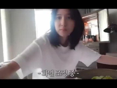 매운 맛에 깜짝 놀란 박은빈