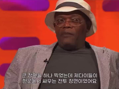사무엘 잭슨만 광선검이 보라색인 이유