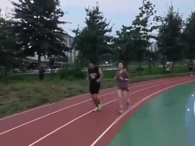 기안84랑 러닝 하면서 표정에 미동도 없는 츠키