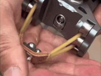 탄창이 있는 최신형 새총