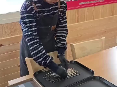 식당에서 젓가락 정리하는 방법