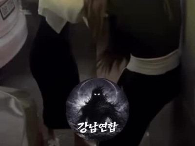 주차장에서 1대1로 싸우는 여자