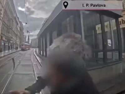 곧 위례에 운영될 트램 유럽에서의 사고 영상